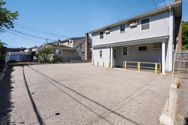2070 Central Park Avenue, Yonkers, NY 10710