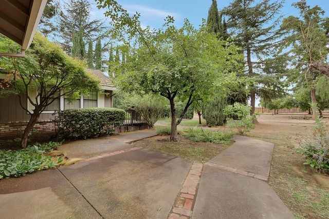 5091 Railroad Ave, Yuba City, CA 95991