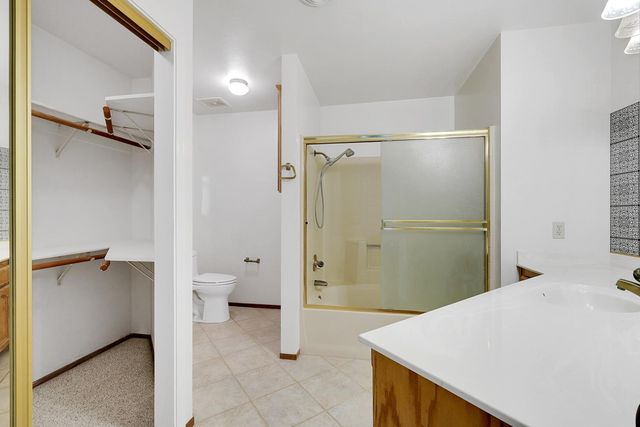 5091 Railroad Ave, Yuba City, CA 95991