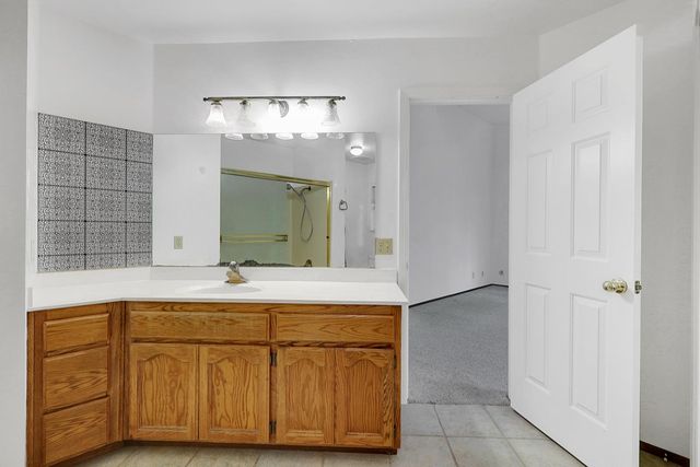 5091 Railroad Ave, Yuba City, CA 95991