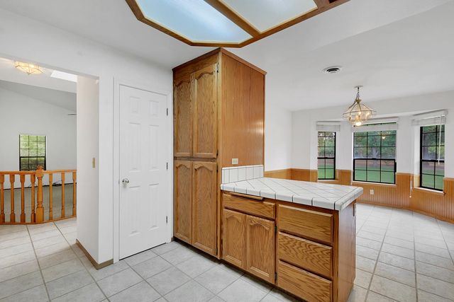 5091 Railroad Ave, Yuba City, CA 95991