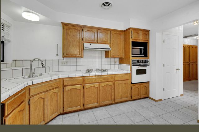 5091 Railroad Ave, Yuba City, CA 95991