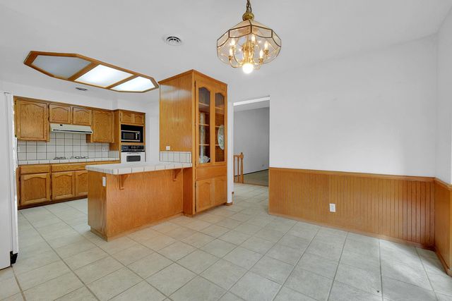 5091 Railroad Ave, Yuba City, CA 95991