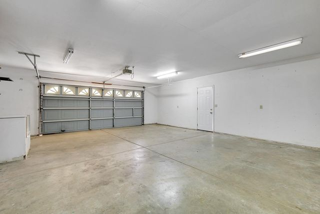 5091 Railroad Ave, Yuba City, CA 95991