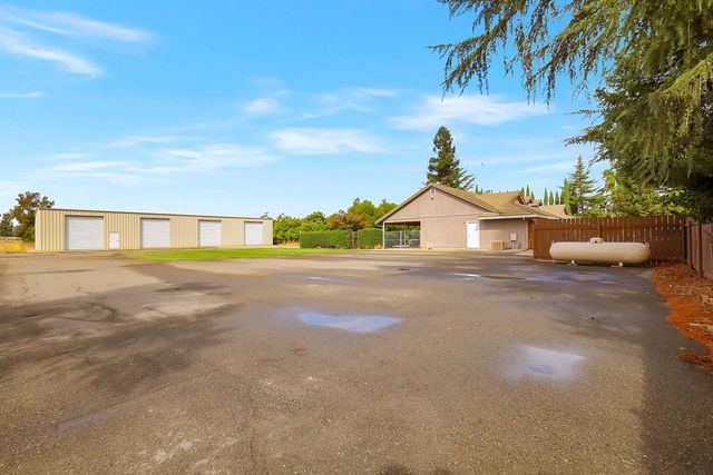 5091 Railroad Ave, Yuba City, CA 95991