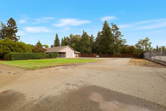 5091 Railroad Ave, Yuba City, CA 95991