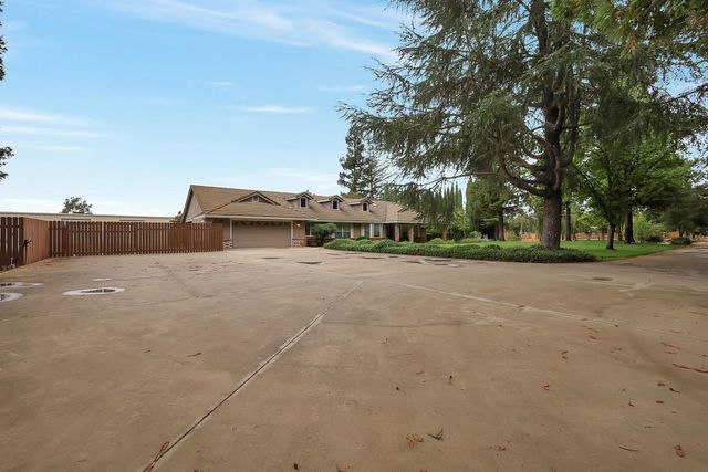 5091 Railroad Ave, Yuba City, CA 95991