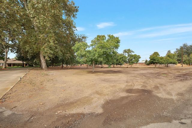 5091 Railroad Ave, Yuba City, CA 95991