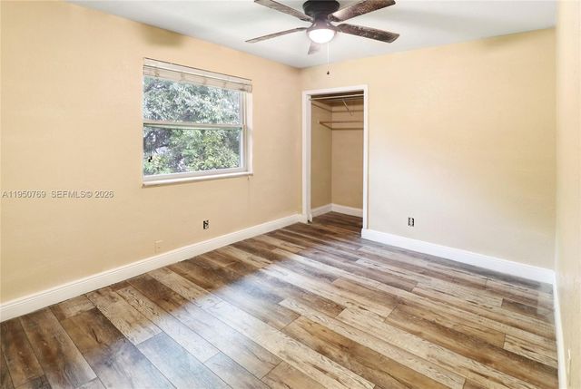 6120 SW 19th Street, North Lauderdale, FL 33068