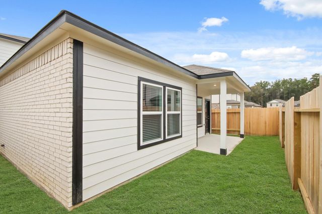 286 Brazen Forest Trail, Magnolia, TX 77354