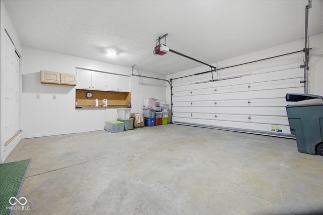 2426 Simpson Lane, Shelbyville, IN 46176