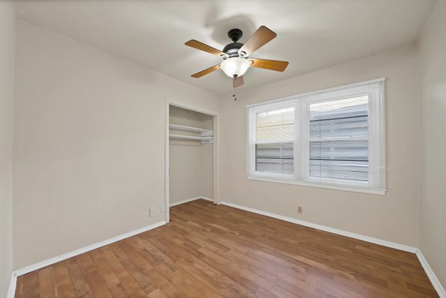 811 Phillips Street, Cleburne, TX 76033