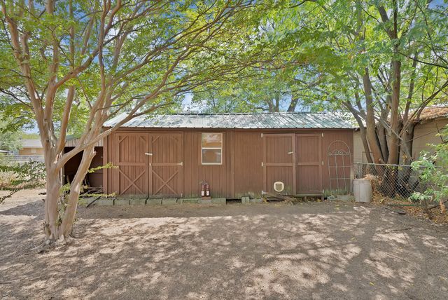 811 Phillips Street, Cleburne, TX 76033