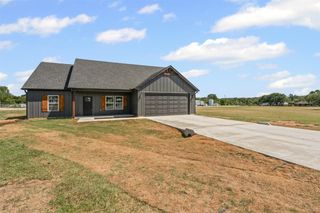 3906 Chippewa Court, Granbury, TX 76048