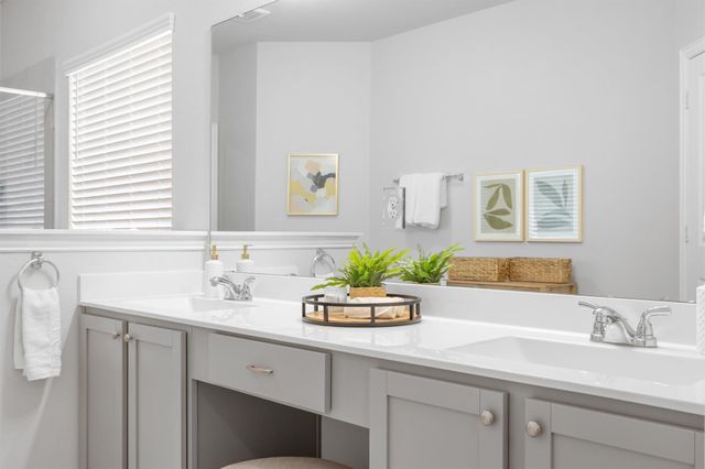 141 Yellowstone DR, Kyle, TX 78640