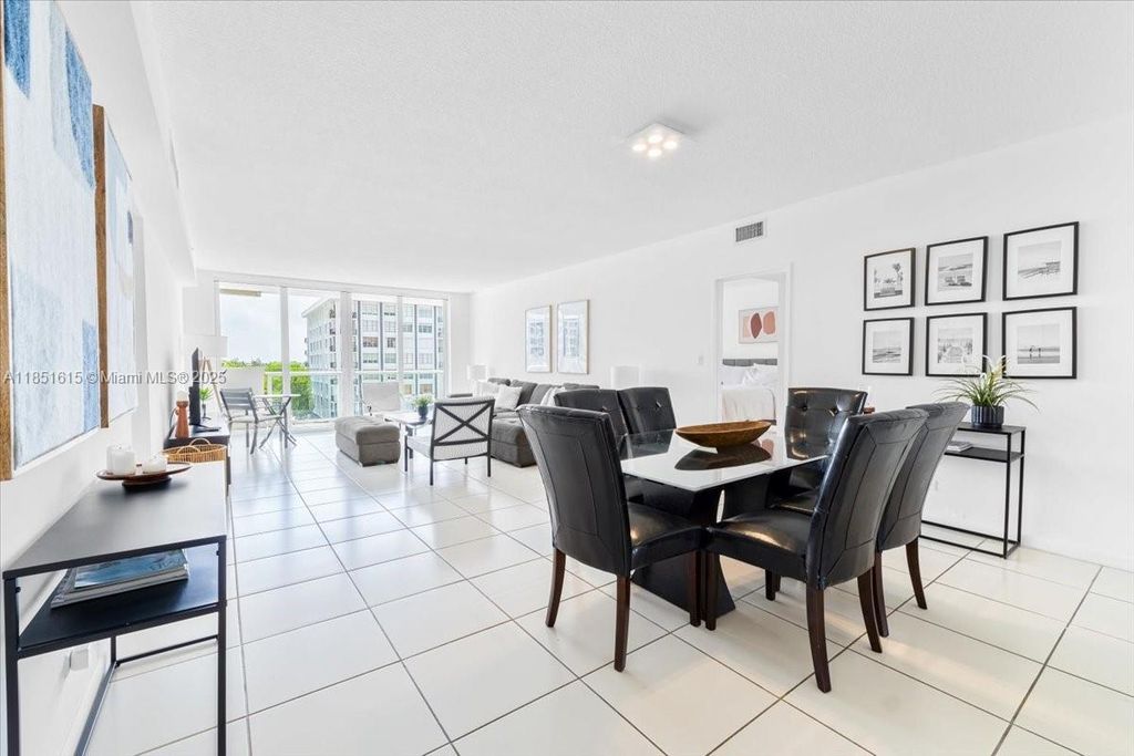 5601 Collins Ave 521, Miami Beach, FL 33140