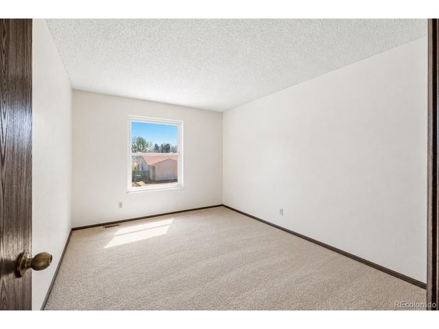 1551 S Dawson St, Aurora, CO 80012