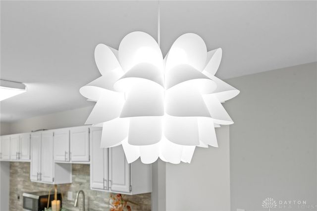 513 Redbud Lane, Xenia, OH 45385