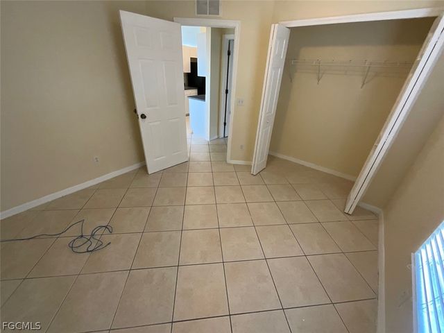 4005 1st ST SW, Lehigh Acres, FL 33976