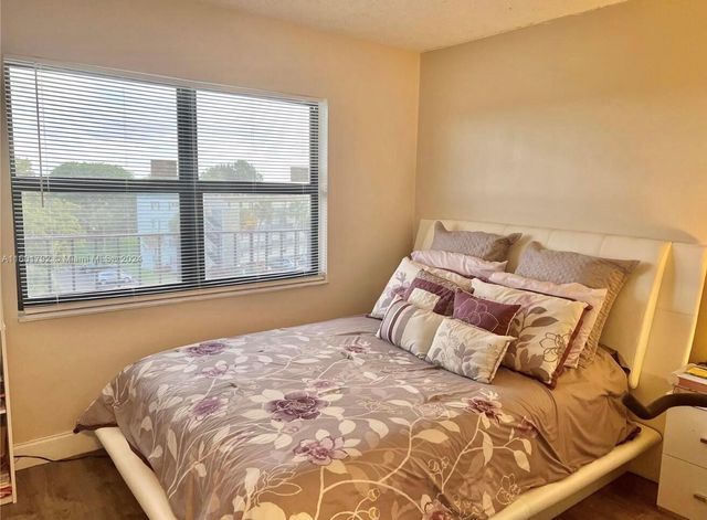9235 SW 8th Street 507, Boca Raton, FL 33428
