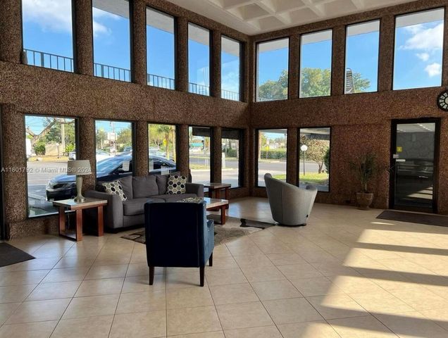9235 SW 8th Street 507, Boca Raton, FL 33428