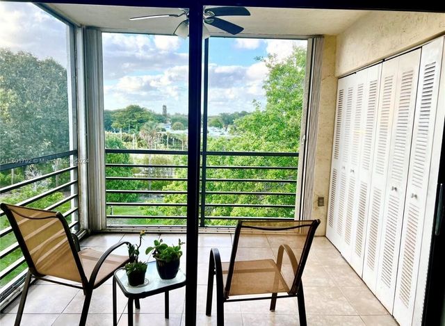 9235 SW 8th Street 507, Boca Raton, FL 33428