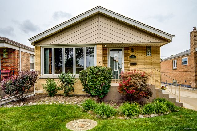 5114 S Oak Park Avenue, Chicago, IL 60638