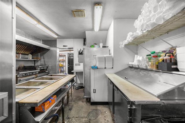 3170 US HIGHWAY 441/27, Fruitland Park, FL 34731