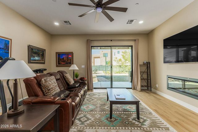 31651 N 71ST Street, Scottsdale, AZ 85266