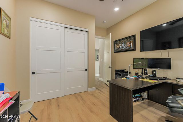 31651 N 71ST Street, Scottsdale, AZ 85266