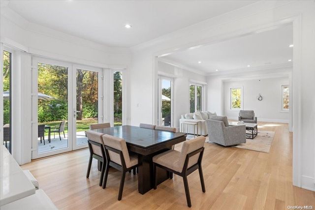 79 Farmview Road, Port Washington, NY 11050