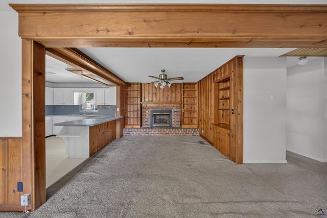 163 White Rd, Byron, GA 31008