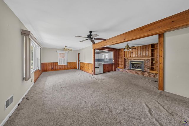163 White Rd, Byron, GA 31008