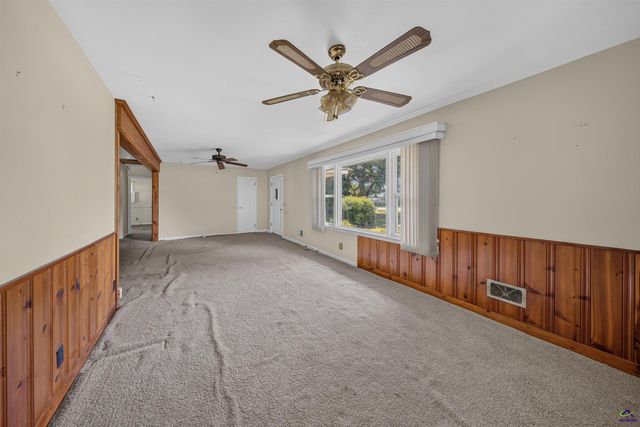 163 White Rd, Byron, GA 31008