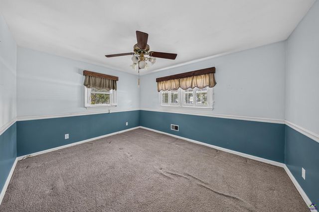163 White Rd, Byron, GA 31008