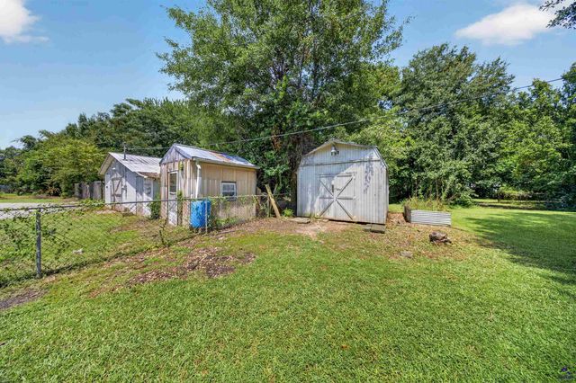 163 White Rd, Byron, GA 31008