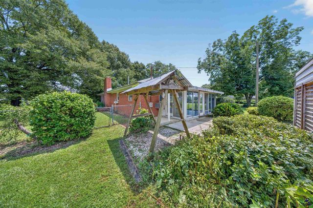 163 White Rd, Byron, GA 31008
