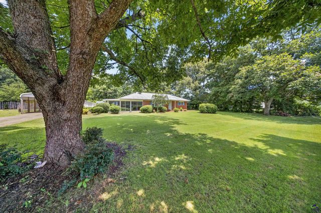 163 White Rd, Byron, GA 31008