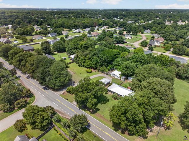 163 White Rd, Byron, GA 31008