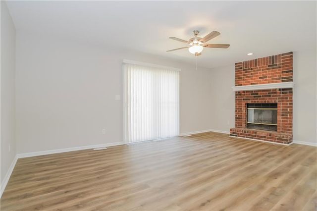 9734 Booth Street, Kansas City, MO 64134