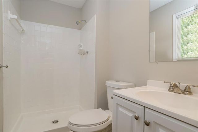 9734 Booth Street, Kansas City, MO 64134