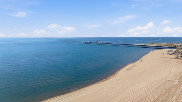 619 Lake Street, St. Joseph, MI 49085