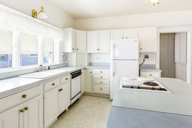 619 Lake Street, St. Joseph, MI 49085
