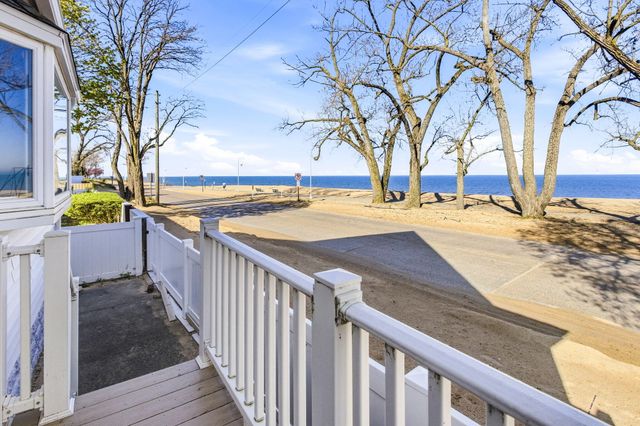 619 Lake Street, St. Joseph, MI 49085