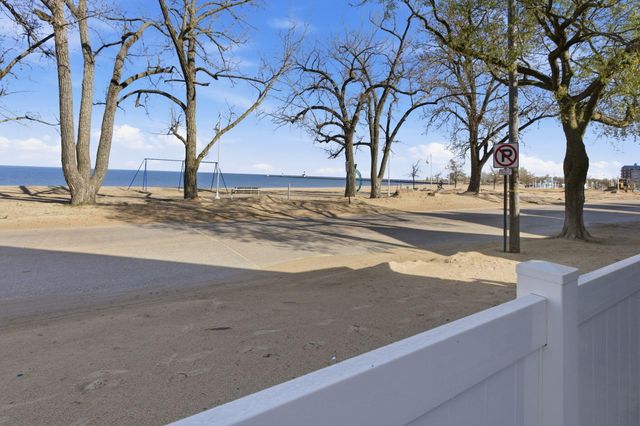 619 Lake Street, St. Joseph, MI 49085