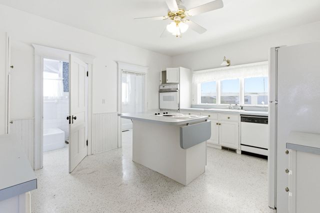 619 Lake Street, St. Joseph, MI 49085