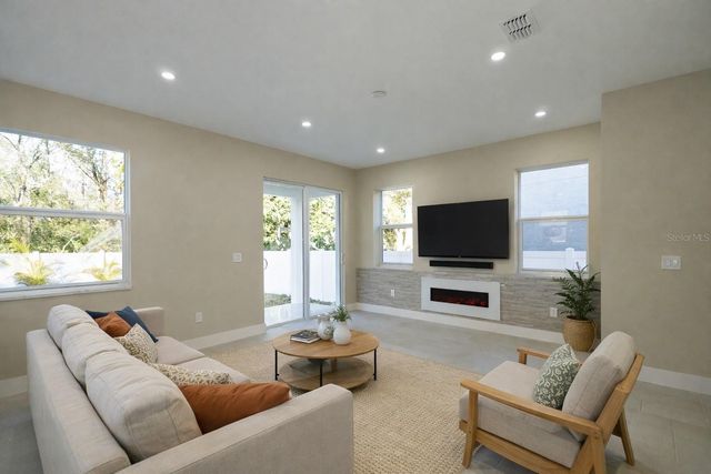 7617 AMHERST STREET, Tampa, FL 33625