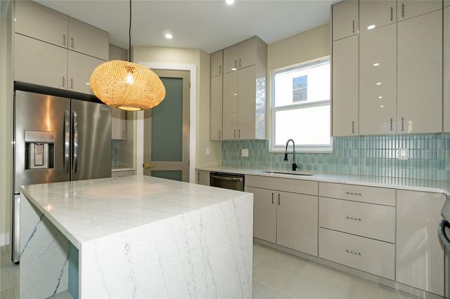 7617 AMHERST STREET, Tampa, FL 33625