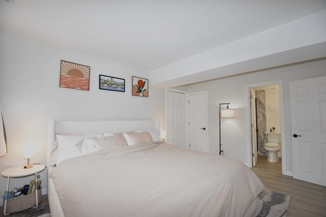 206 Tall Oaks Dr L, Weymouth, MA 02190