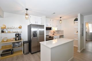 206 Tall Oaks Dr L, Weymouth, MA 02190